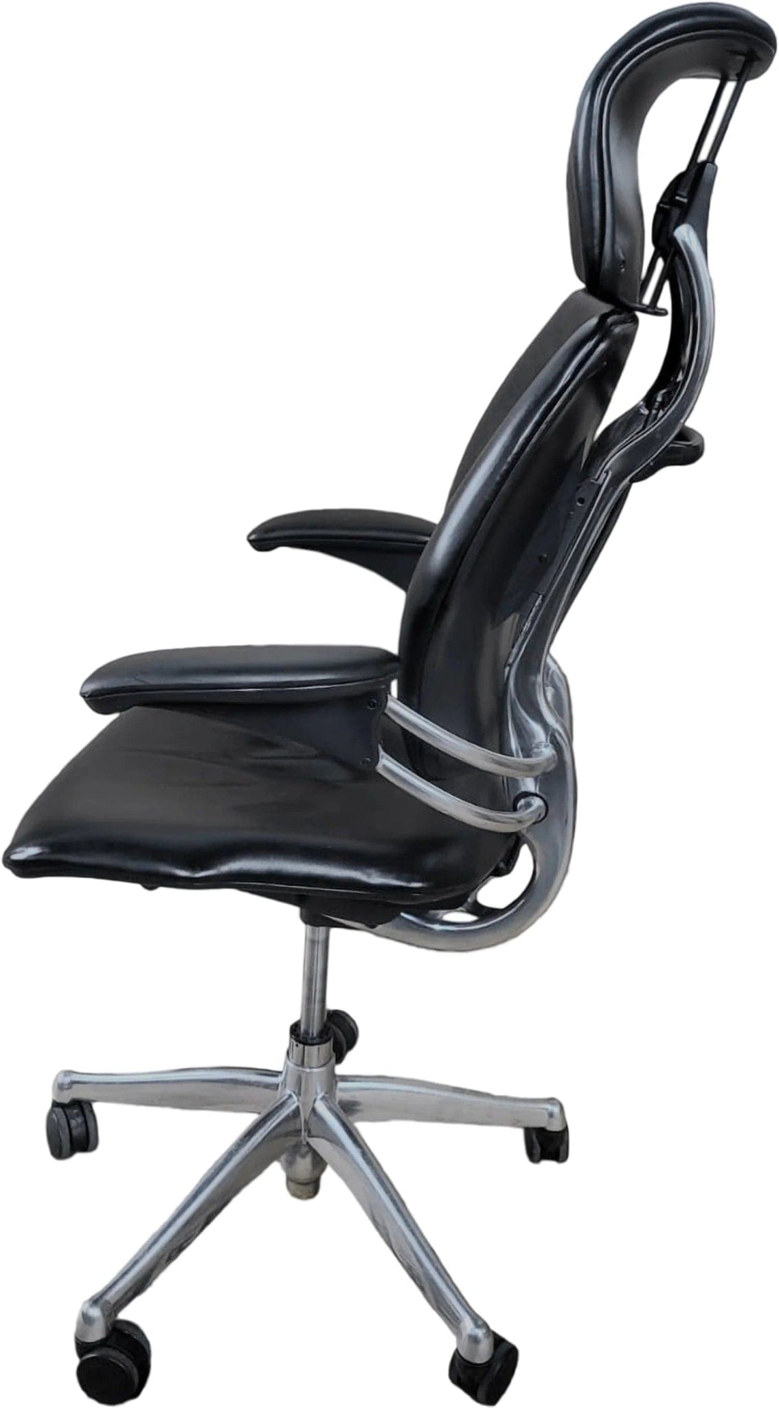 Humanscale Office Chairs Humanscale Freedom with Headrest - Black Leather (Renewed)