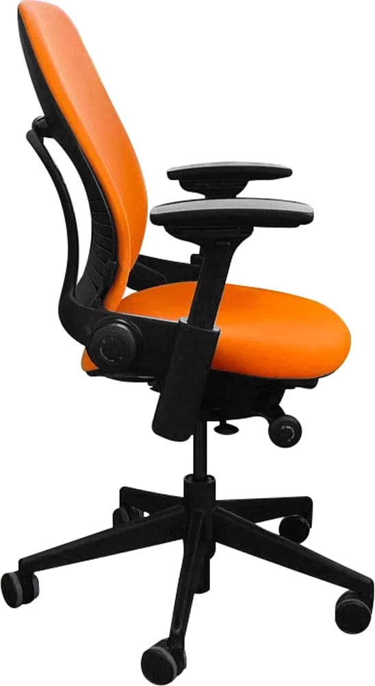 Steelcase Office Task Chair Steelcase Leap V2 Chair with Black Base and Frame  (Rеnеwеd)